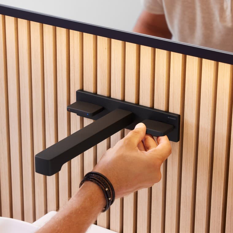 Geberit ONE Black taps are in vogue (© Geberit) Geberit ONE Black taps are in vogue (© Geberit)