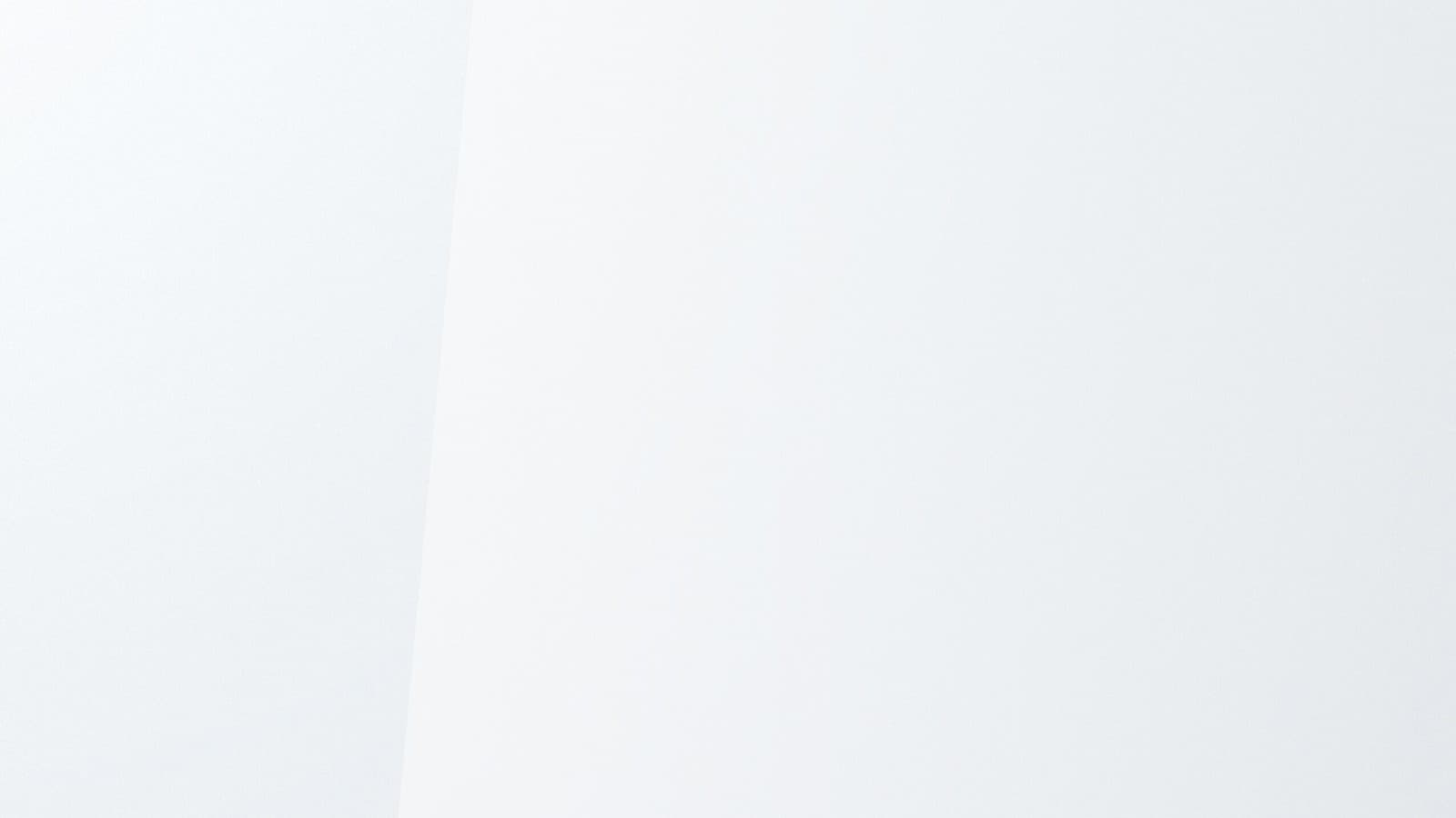 Glossy glass: Monolith front cladding white Glossy glass: Monolith front cladding white