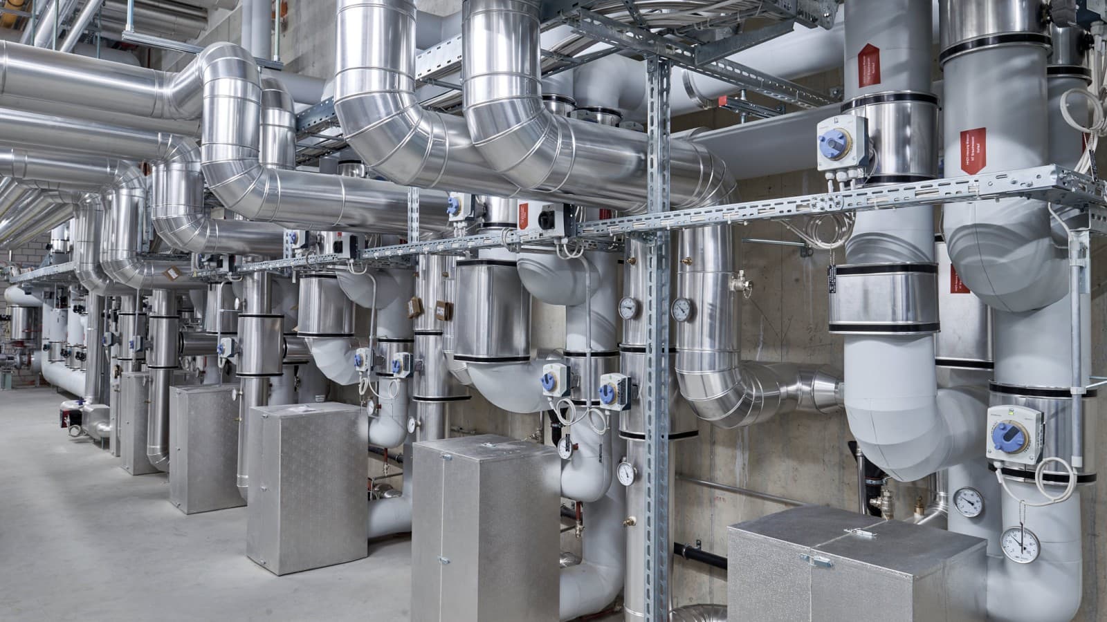 Heat transfer station for hot water heating Heat transfer station for hot water heating